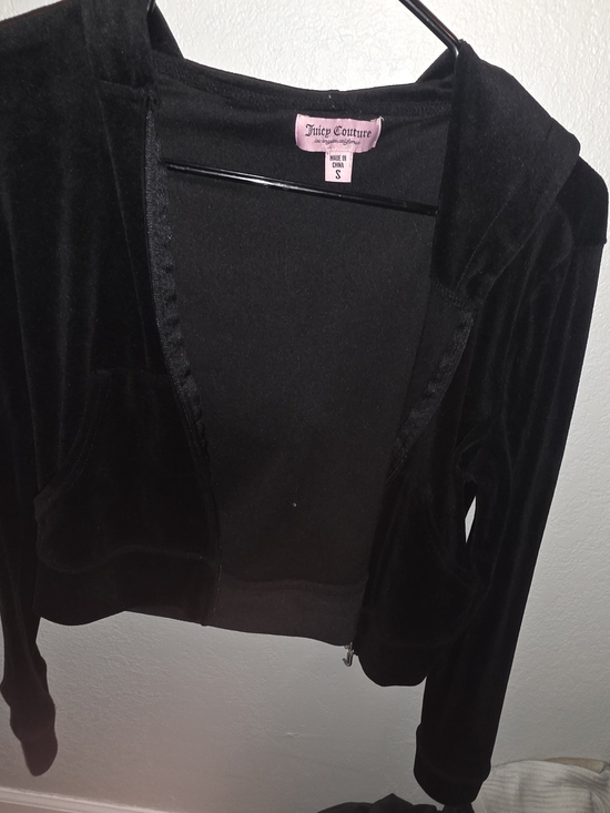 Juicy Couture Jackets & Blazers - Juicy Couture Black Velour Hoodie Jacket